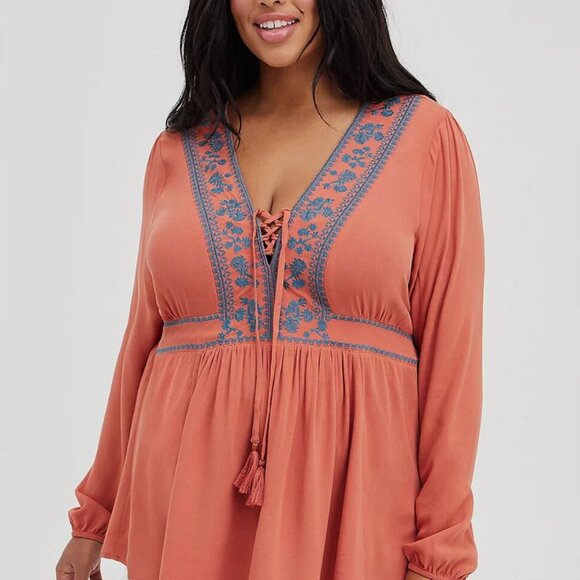 Torrid Size 2 (18/20) Rust Blue Embroidery Lace-Up Babydoll Challis Boho $59.50 - Picture 2 of 10